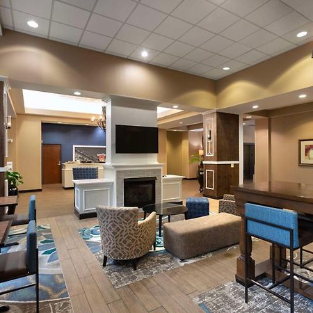 Hampton Inn Belmont At Montcross Екстер'єр фото