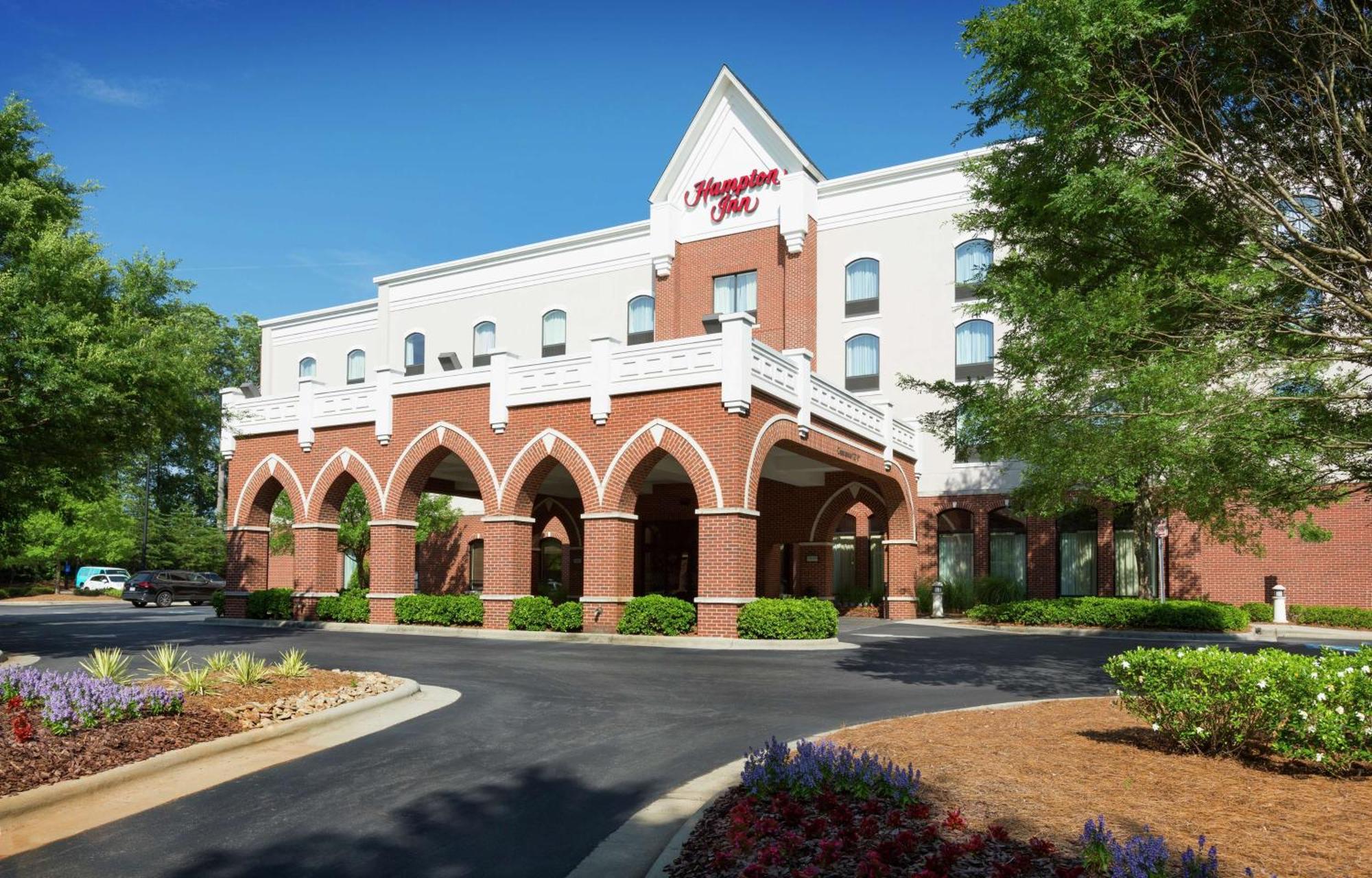 Hampton Inn Belmont At Montcross Екстер'єр фото