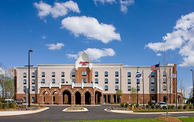Hampton Inn Belmont At Montcross Екстер'єр фото